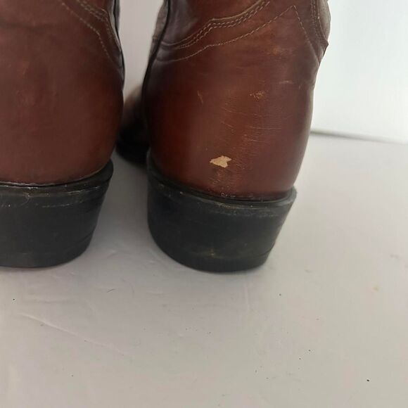 Vintage Tony lama Brown leather university cowboy boots with a boho vibe - Picture 7 of 8